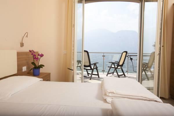 Hotel Garni Vela D'Oro Brenzone sul Garda Eksteriør bilde