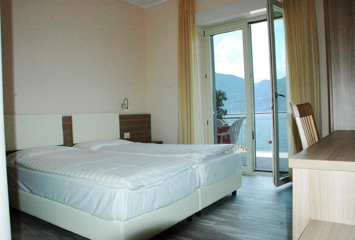 Hotel Garni Vela D'Oro Brenzone sul Garda Eksteriør bilde