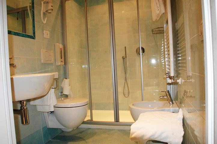 Hotel Garni Vela D'Oro Brenzone sul Garda Eksteriør bilde